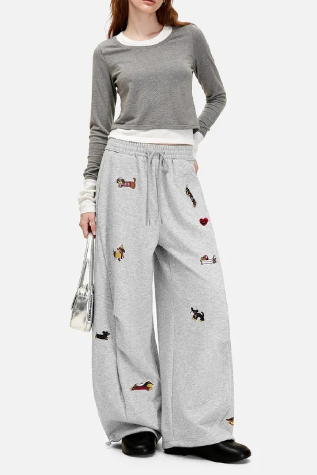 Sleepy Dog Embroidered Barrel Sweatpants
