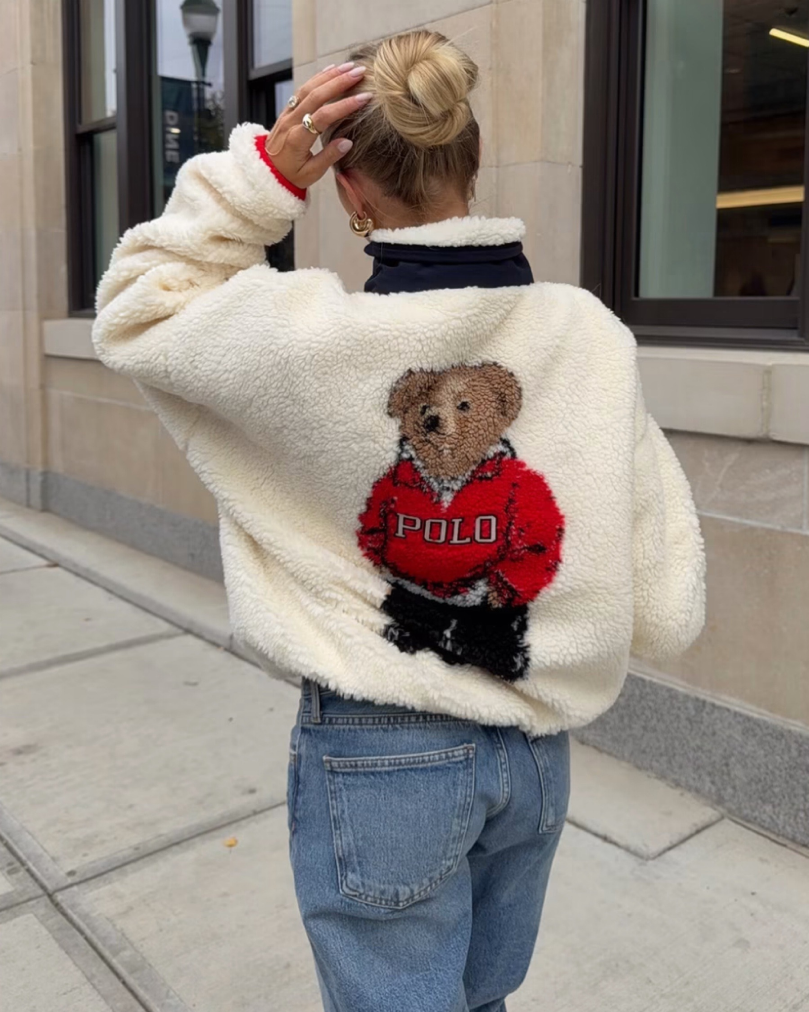 Fleece Borg Bear Sweatshirt in Ecru